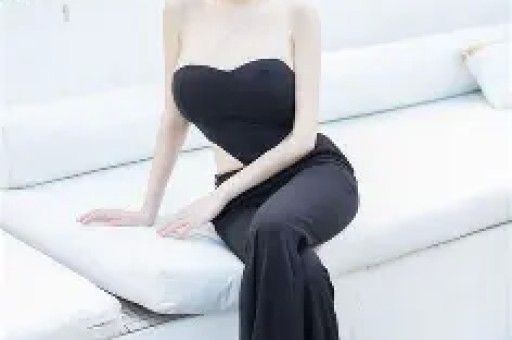 母亲节当天娱乐圈爆三件大事：黄一鸣被闺蜜背刺锋芝恋被传复合小玥儿点赞后爸引发热议