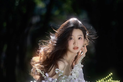 3500家连锁店女网红艾琳演豪门戏翻车涉嫌欺诈中老年人