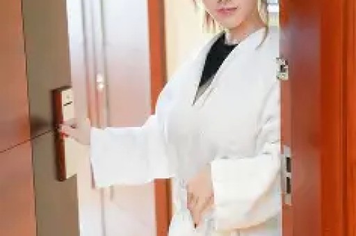 回旋镖砸脸！全网狂吹日本的网红蓝泽鹏程刚被日本警方亲手逮捕