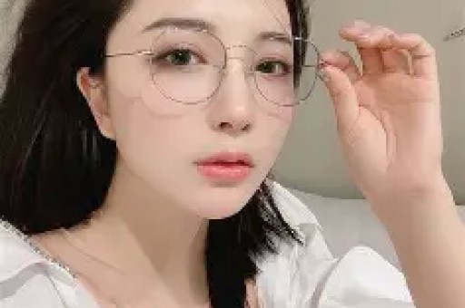 狗仔曝明星开房大瓜疑似暗示女主为杨紫知情人为其发声